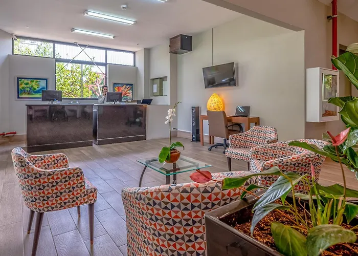 Irazu Hotel & Studios San Jose 