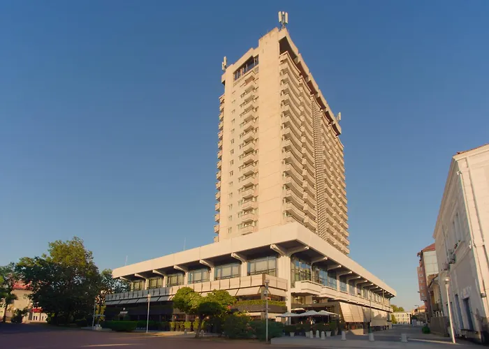 Hotel Cherno More Varna