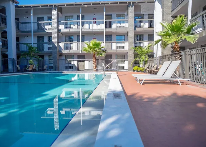 Rodeway Inn Near Ybor City - Casino Tampa