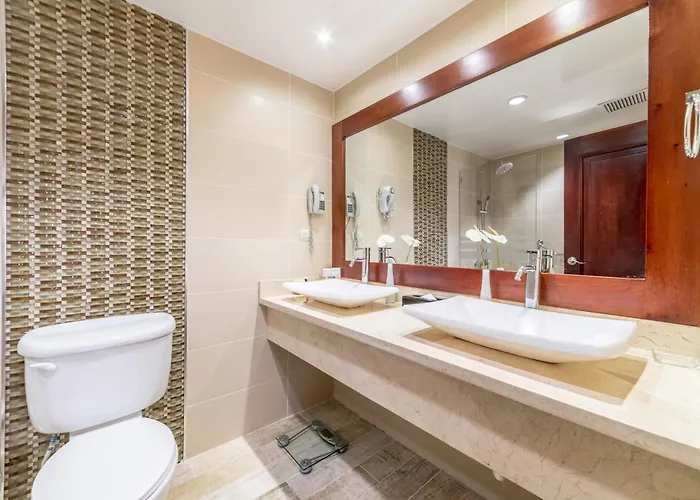 Hotel Hodelpa Gran Almirante Santiago De Los Caballeros