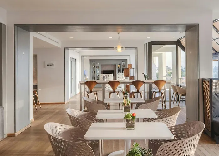 Renaissance Santo Domingo Jaragua Hotel & Casino