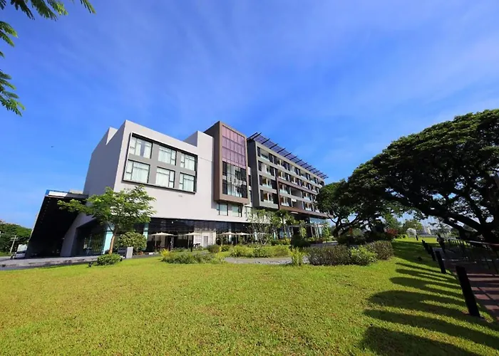 Midori Clark Hotel And Casino Clark Field